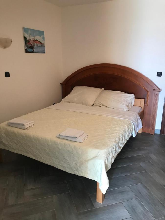 Rooms Laura 메덜린 외부 사진