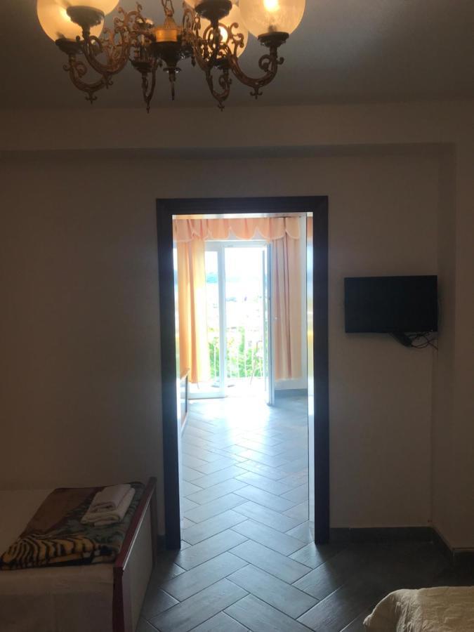 Rooms Laura 메덜린 외부 사진