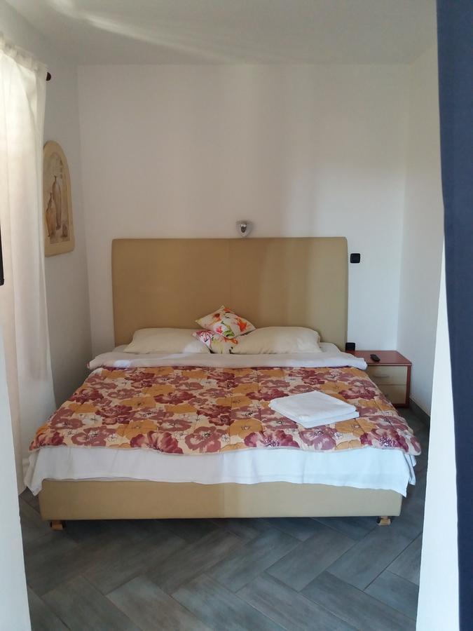 Rooms Laura 메덜린 외부 사진