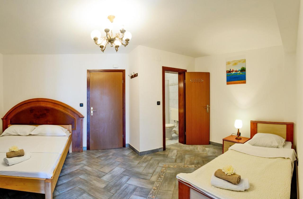 Rooms Laura 메덜린 외부 사진